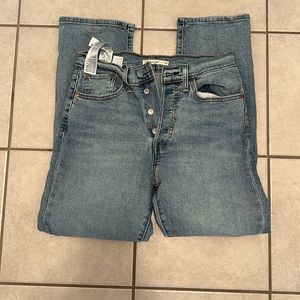 Levi wedgie straight jeans